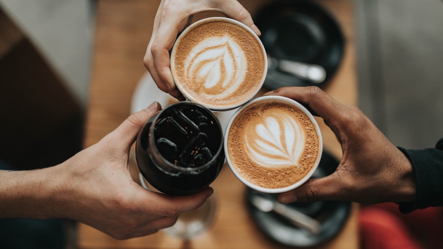 朝のコーヒーと手帳